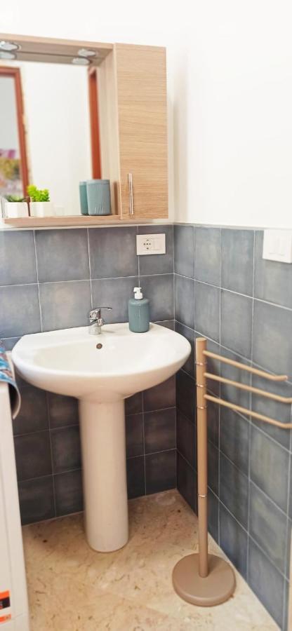 Le Cummari Apartment กัสเตลลัมมาเร เดล โกลโฟ ภายนอก รูปภาพ