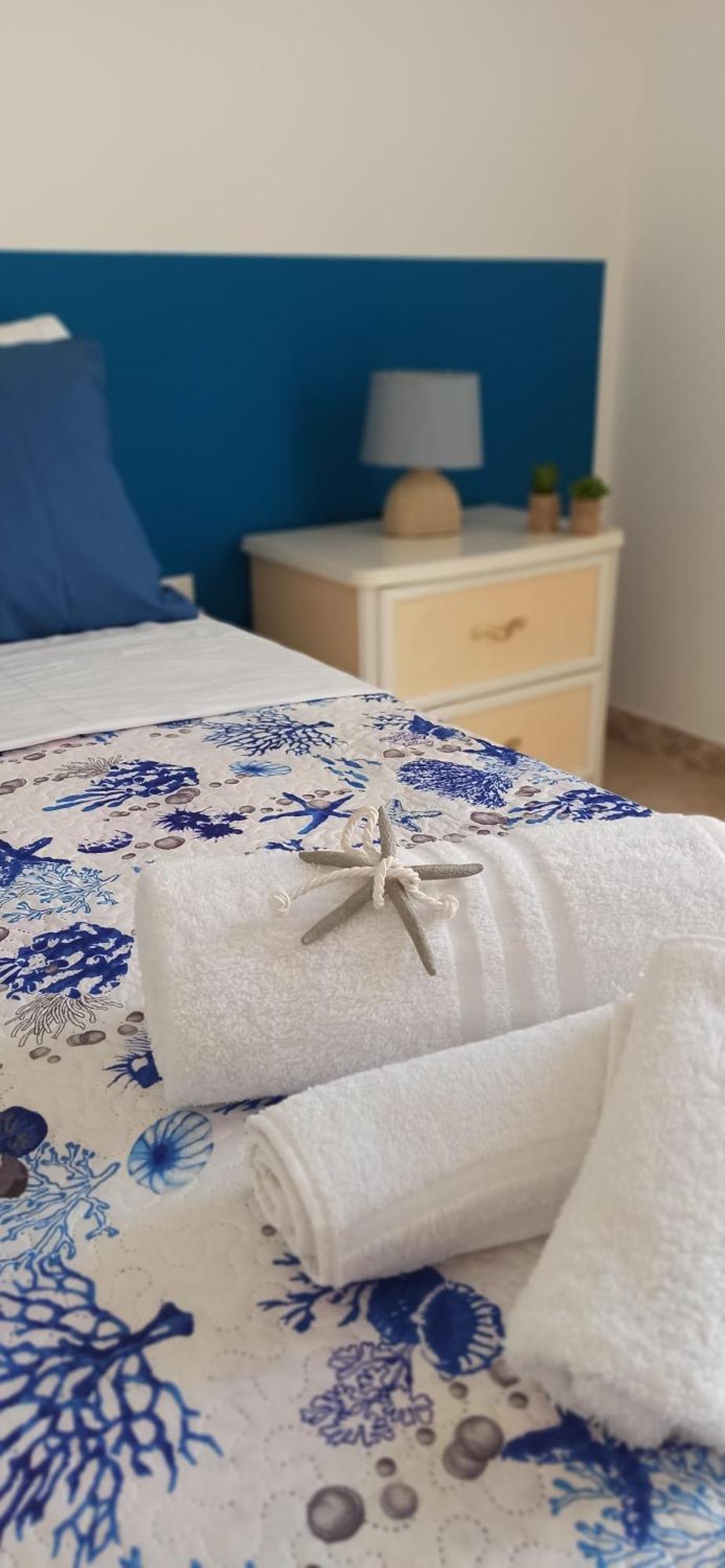 Le Cummari Apartment กัสเตลลัมมาเร เดล โกลโฟ ภายนอก รูปภาพ